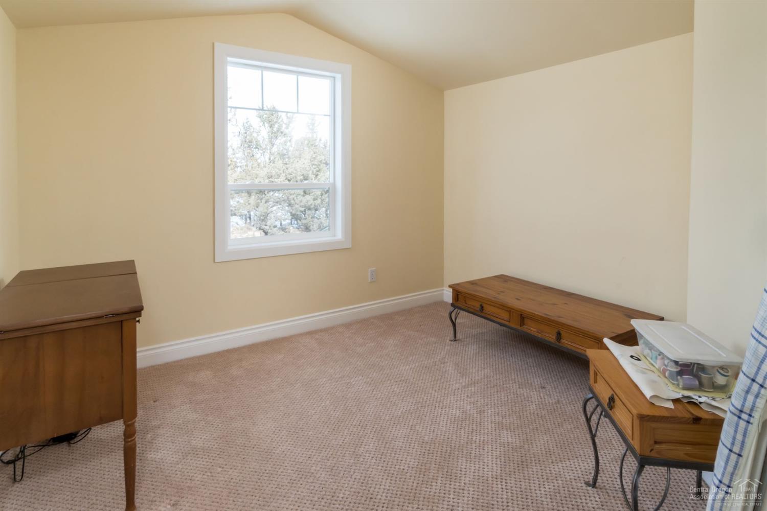 64490 Research Road Bend, OR 97703 - Photo 14 of 25 Additional Photo