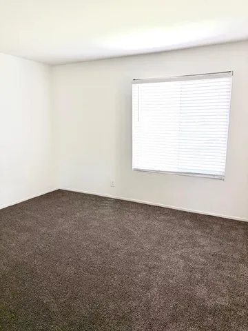 $1,900 | 43376 Cook Street, Unit 32, Palm Desert, CA 92211