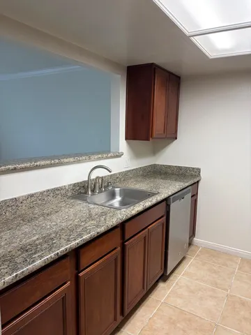 $1,900 | 43376 Cook Street, Unit 32, Palm Desert, CA 92211