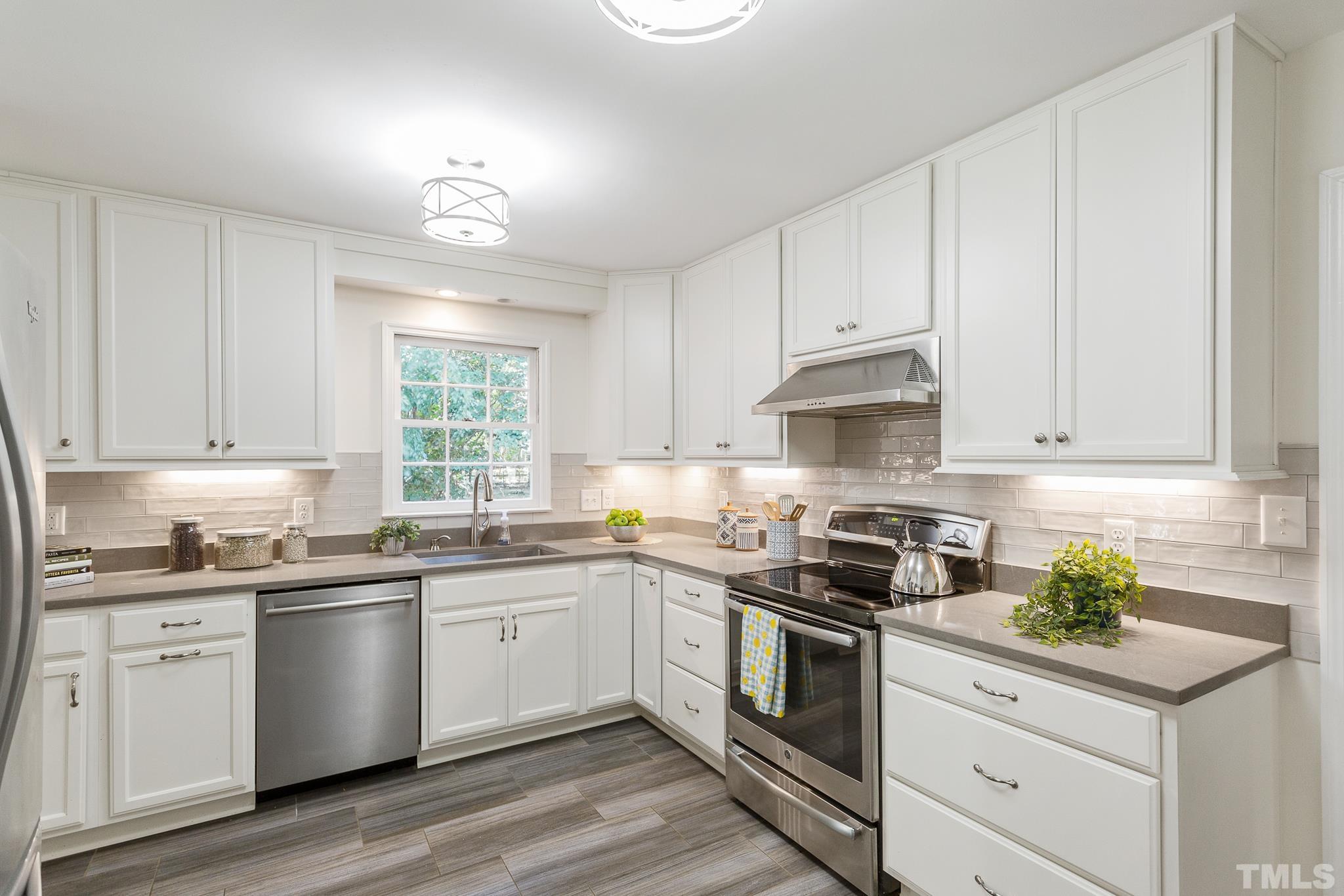 306 Rustic Ridge Road Cary, NC 27511 - Photo 8 of 45 Gallery Image 8