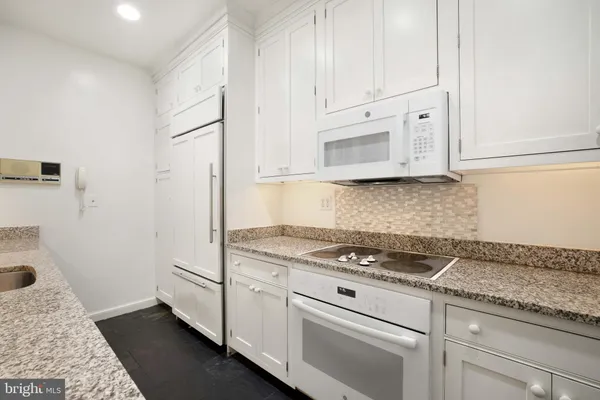 $10,500 | 3327 R Street Northwest, Washington, DC 20007