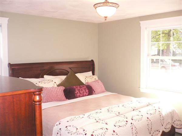 7 Kingsland Road Boston, MA 02132 - Photo 11 of 20 Gallery Image 11