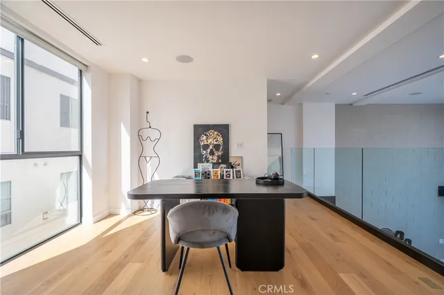 $1,850,000 | 3855 South Centinela Avenue, Los Angeles, CA 90066