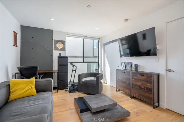 $1,850,000 | 3855 South Centinela Avenue, Los Angeles, CA 90066