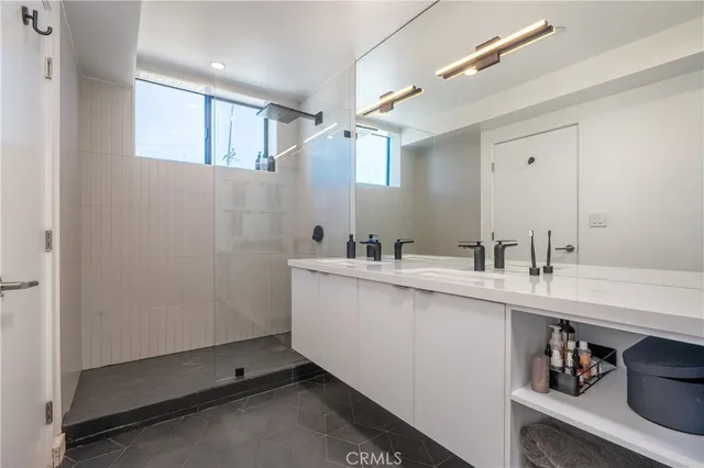 $1,850,000 | 3855 South Centinela Avenue, Los Angeles, CA 90066