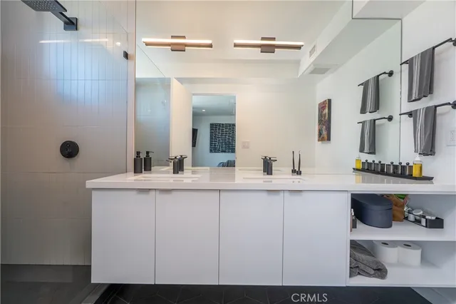 $1,850,000 | 3855 South Centinela Avenue, Los Angeles, CA 90066