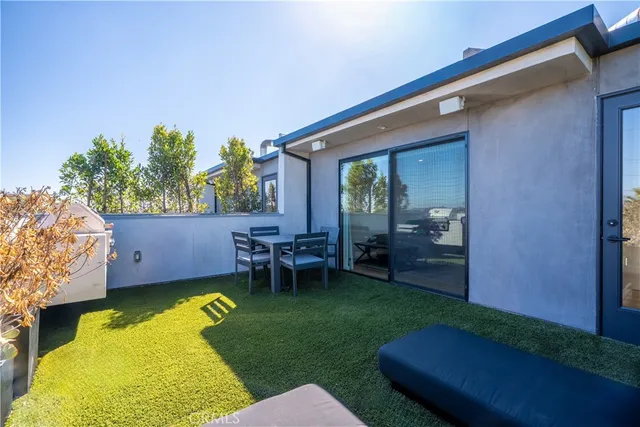 $1,850,000 | 3855 South Centinela Avenue, Los Angeles, CA 90066