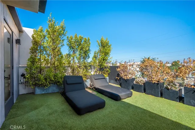 $1,850,000 | 3855 South Centinela Avenue, Los Angeles, CA 90066