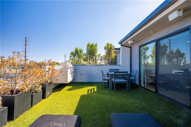 $1,850,000 | 3855 South Centinela Avenue, Los Angeles, CA 90066