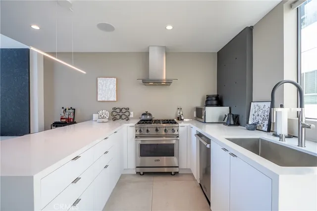 $1,850,000 | 3855 South Centinela Avenue, Los Angeles, CA 90066