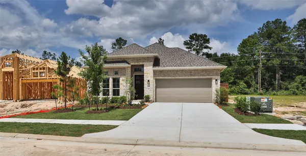 $474,900 | 15683 Hoptree Hts Lane, Conroe, TX 77302