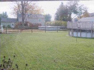 7585 Chapel View Temperance, MI 48182 - Photo 2 of 4 629889-1.JPG