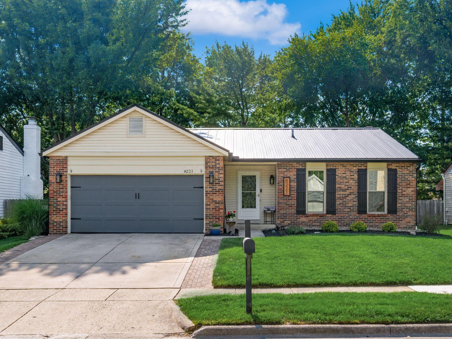 8221 Longhorn Road Powell, OH 43065 - Photo 4 of 46 8221 Longhorn Road, Powell, OH 43065
