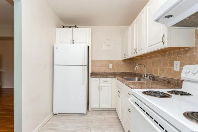 $200,000 | 140 Broadway, Unit B4, Irvington, NY 10533