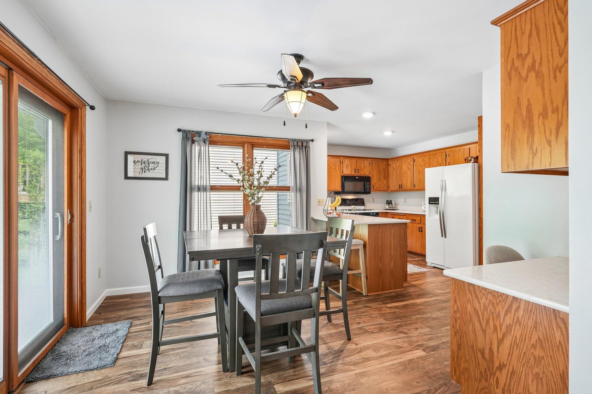 1202 Green Tree Road West Bend, WI 53090 - Photo 6 of 35 Dining Area