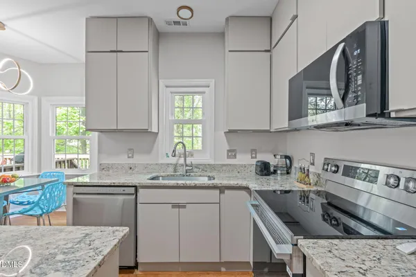 $697,770 | 104 Lost Tree Lane, Cary, NC 27513
