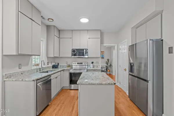 $697,770 | 104 Lost Tree Lane, Cary, NC 27513