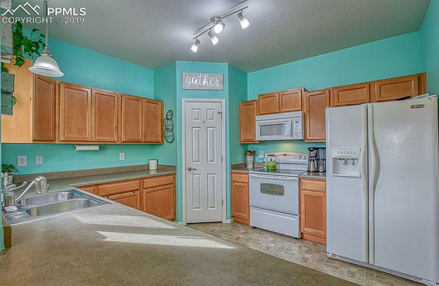11110 Falling Star Road Fountain, CO 80817 - Photo 12 of 40