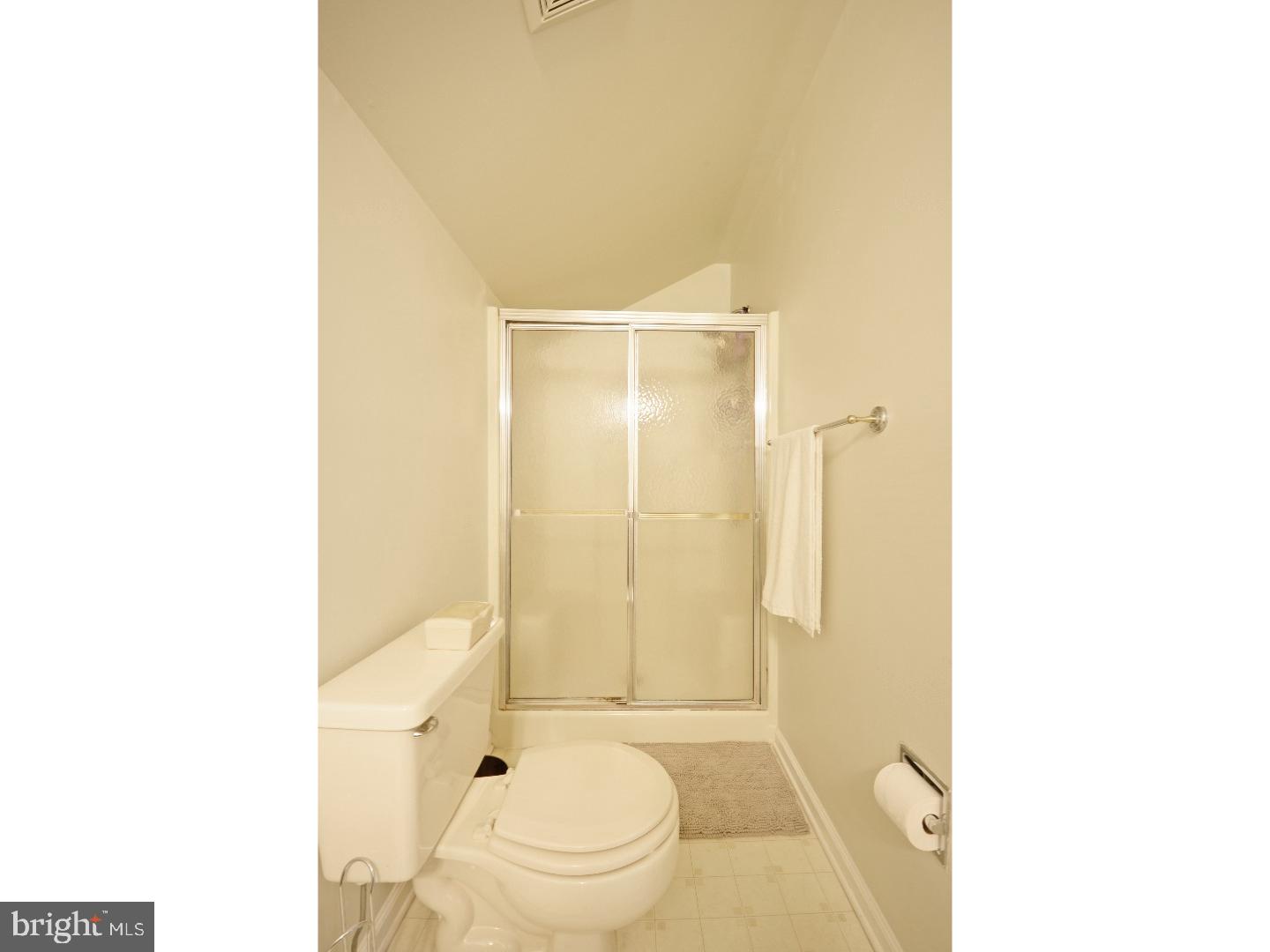 15 Mifflin Road Dover, DE 19904 - Photo 20 of 24 Bathroom