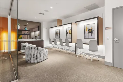 $605,000 | 5350 Northwest 84th Avenue, Unit 2004, Doral, FL 33166