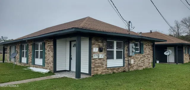 $685 | 615 Yvonne Street, New Iberia, LA 70560