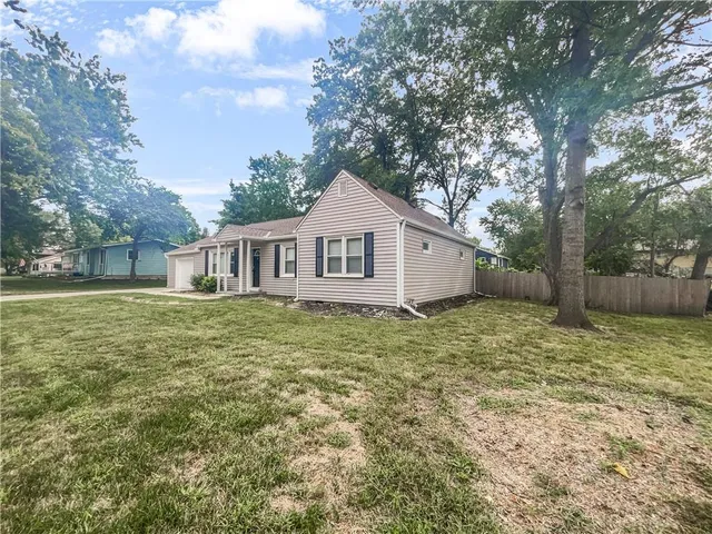 $271,000 | 612 North Logan Street, Olathe, KS 66061