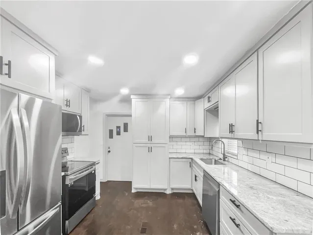 $271,000 | 612 North Logan Street, Olathe, KS 66061