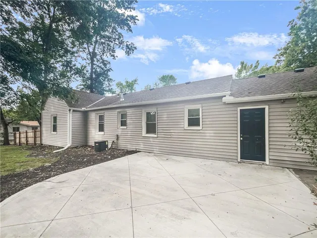 $271,000 | 612 North Logan Street, Olathe, KS 66061