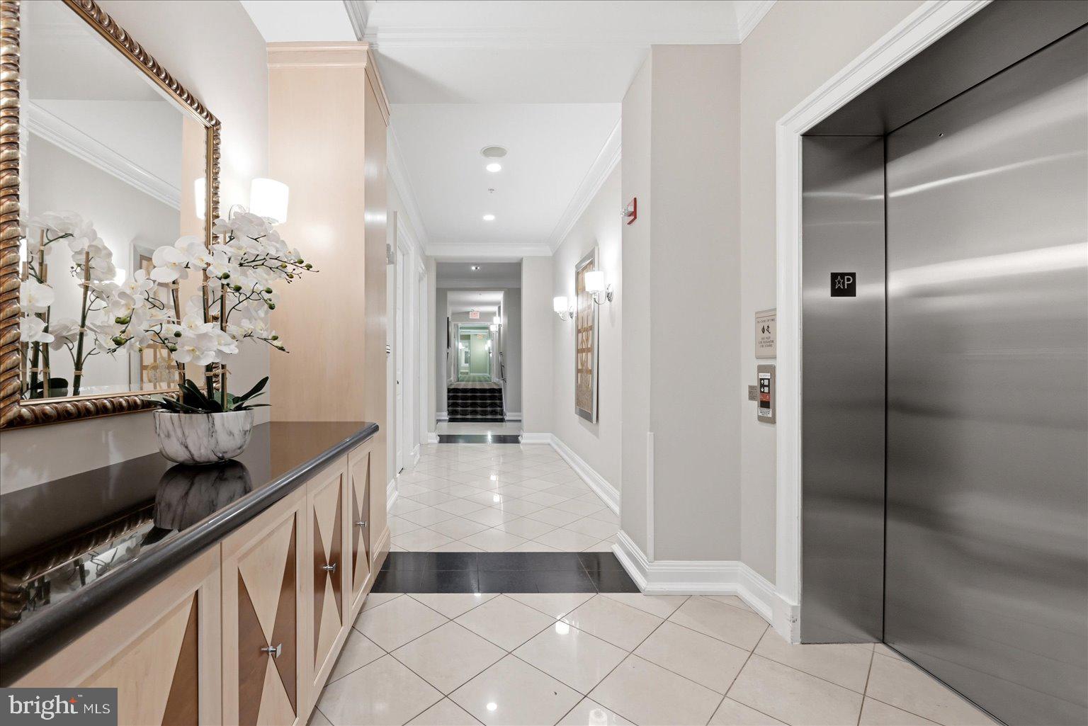 12000 Market Street, Unit 283 Reston, VA 20190 - Photo 20 of 24