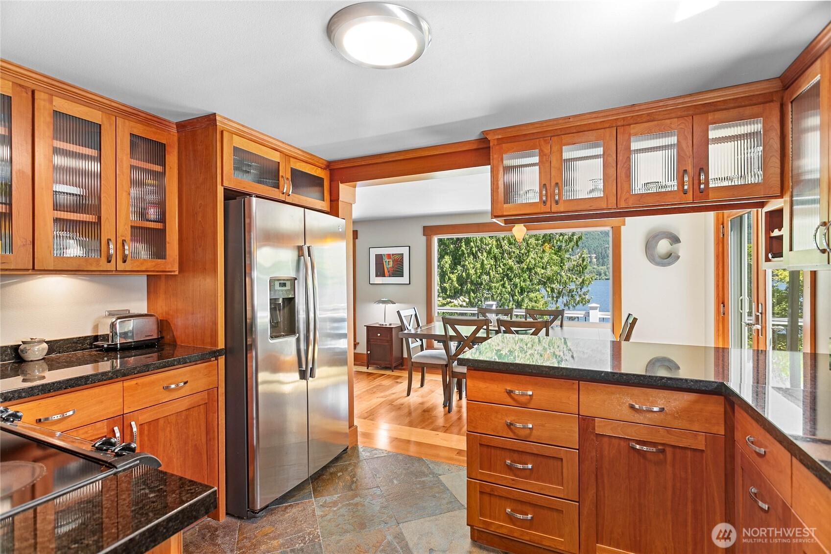 482 West Lake Samish Drive Bellingham, WA 98229 - Photo 10 of 40