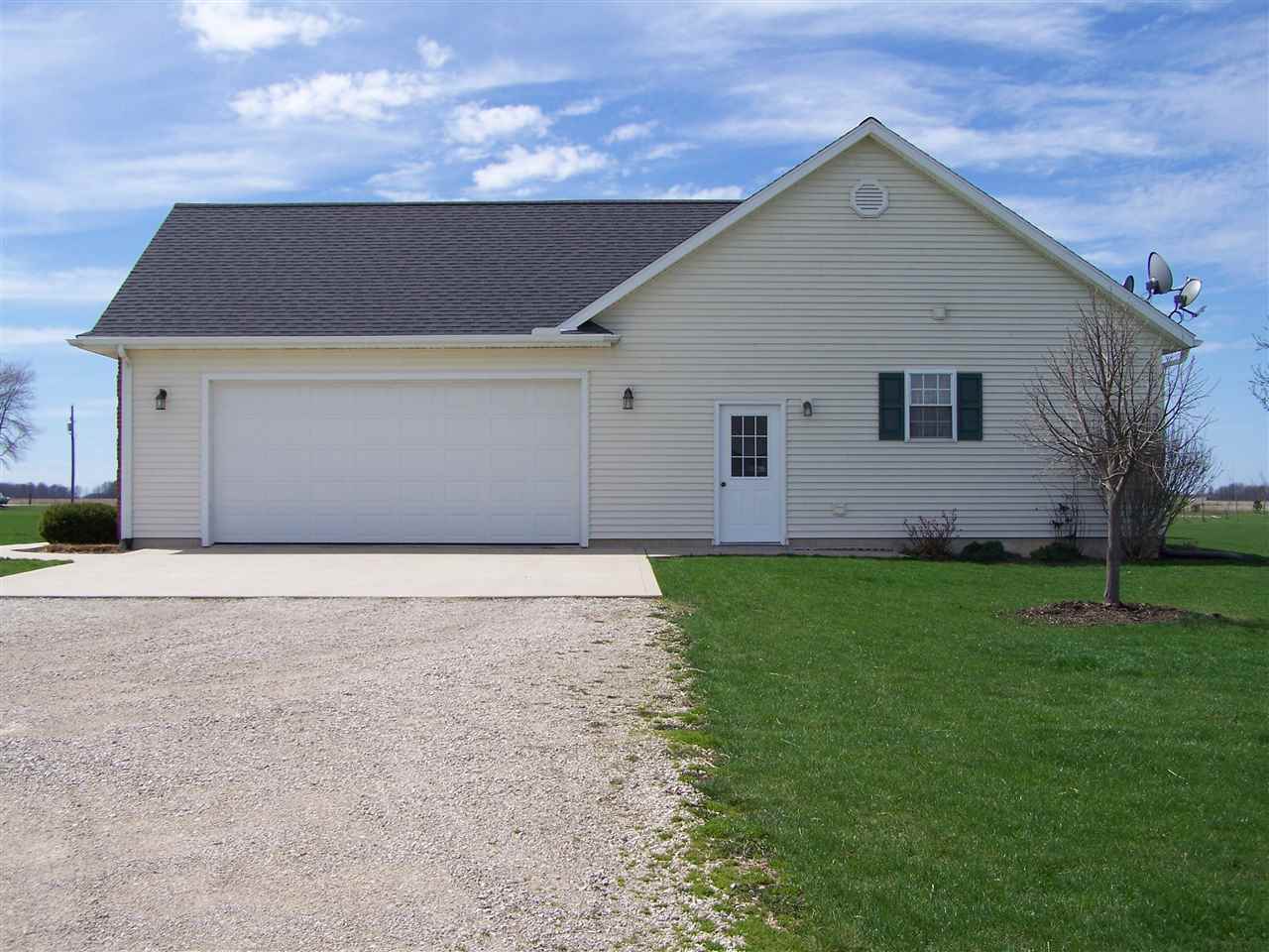 1765 East 200 North Decatur, IN 46733 - Photo 2 of 17