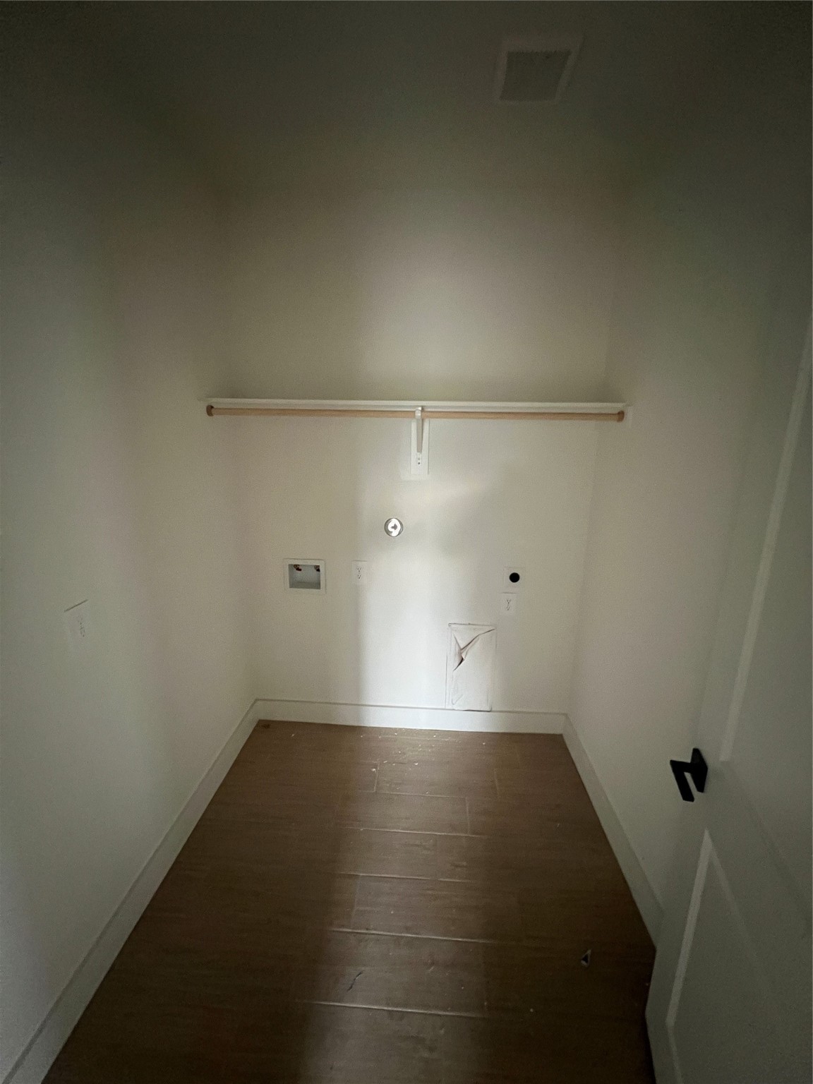 5710 Delmack Street, Unit A Houston, TX 77032 - Photo 8 of 10 a view of room