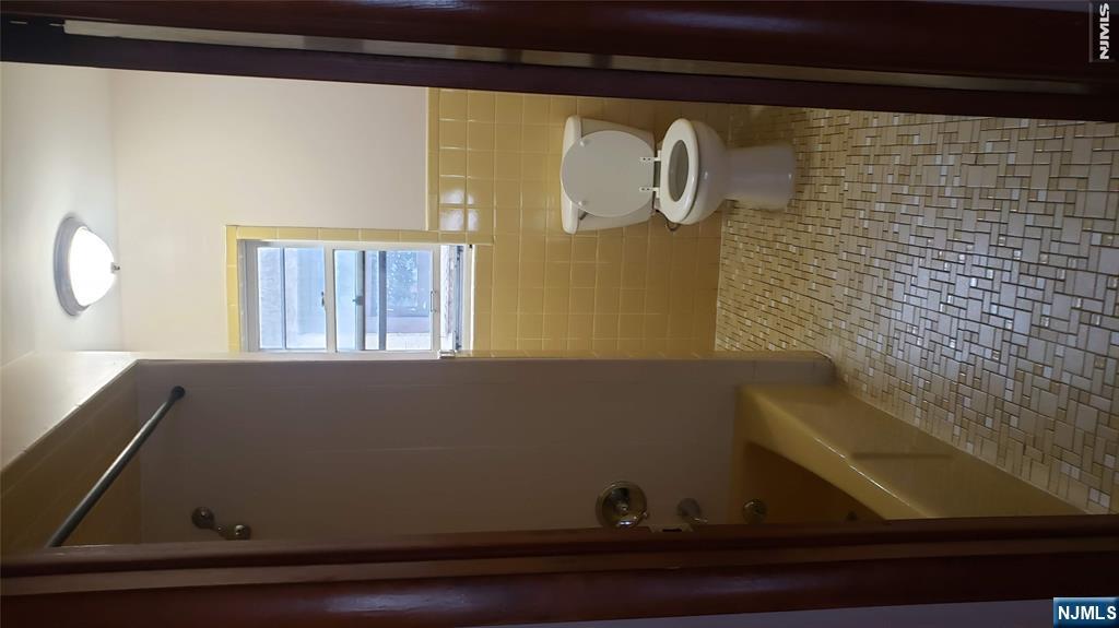 54 Harrison Avenue, Unit 3R Harrison, NJ 07029 - Photo 11 of 21