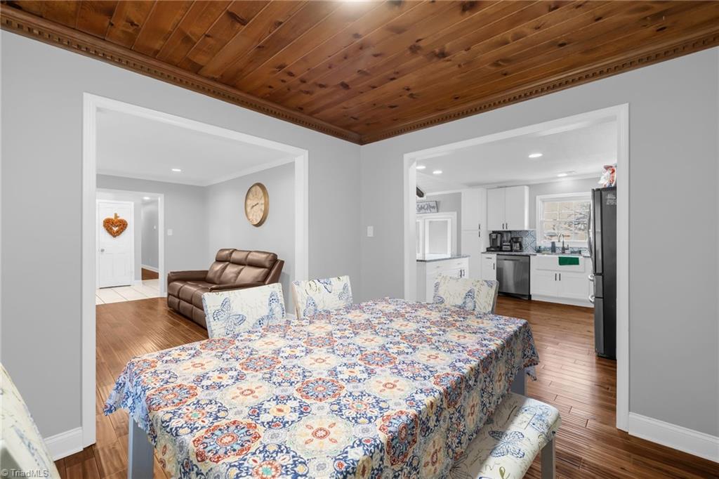 2116 Penny Road High Point, NC 27265 - Photo 9 of 21