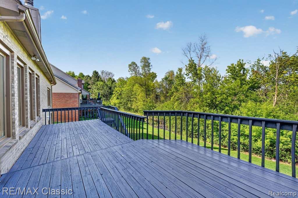 30779 Country Ridge Circle Farmington Hills, MI 48331 - Photo 35 of 46