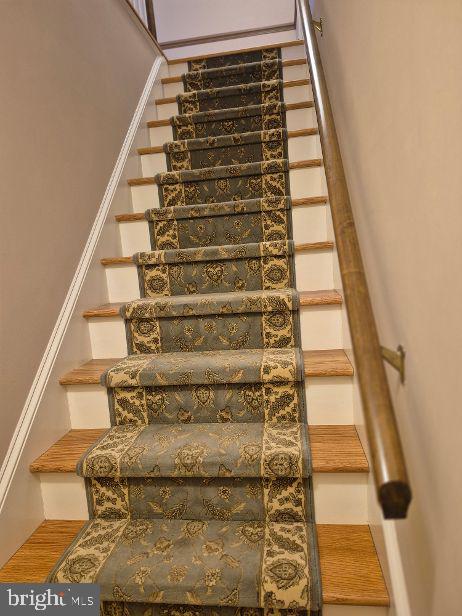 3896 5 Friars Road Salisbury, MD 21804 - Photo 39 of 60 2nd. set of stairs to 4th. bdr./bonus room