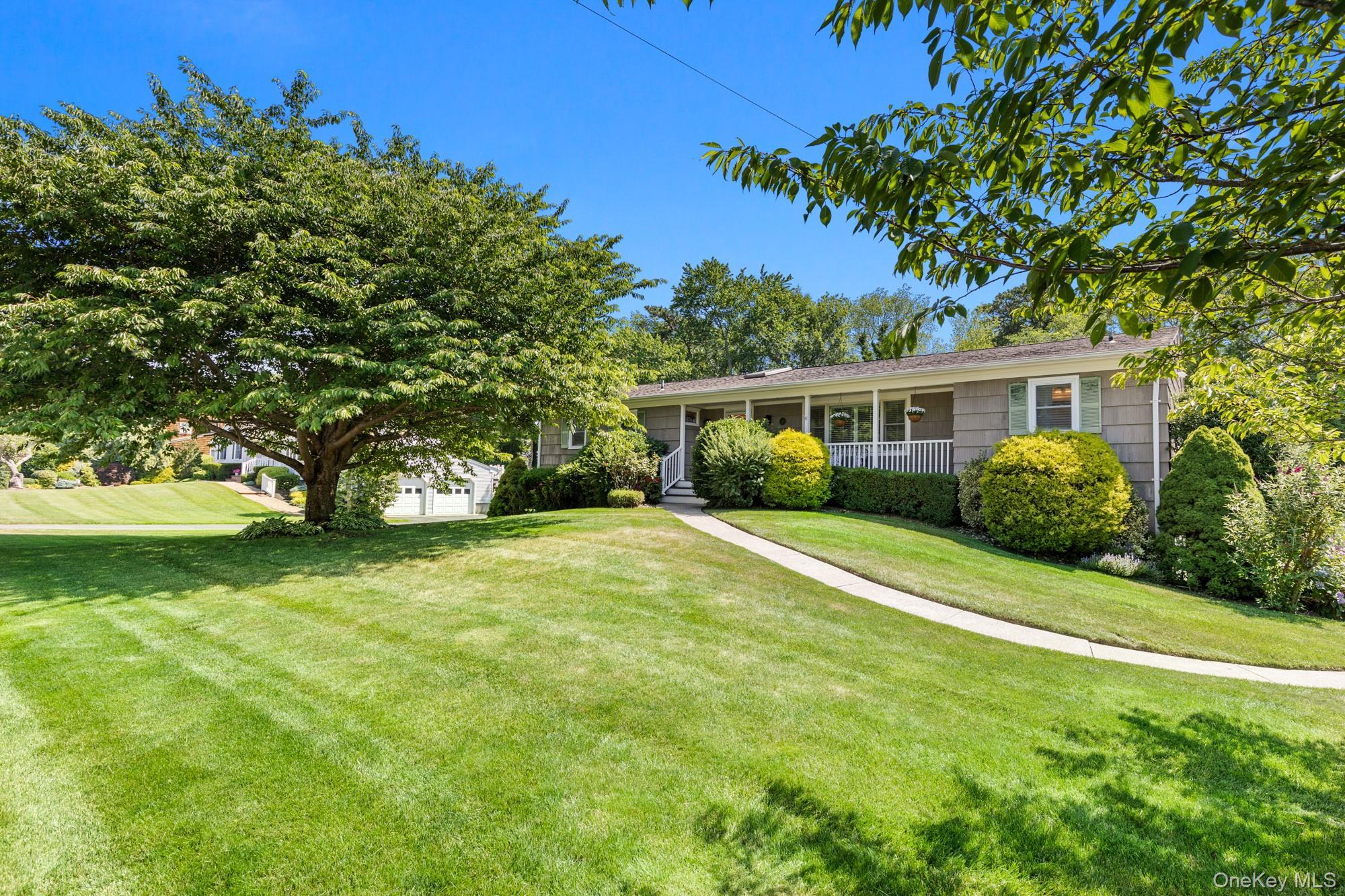 47 Wilson Street Blue Point, NY 11715 - Photo 1 of 36