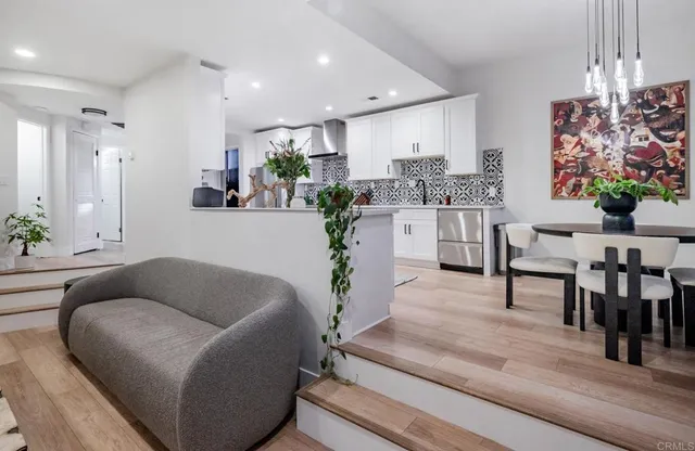 $4,350 | 2630 Pirineos Way, Unit 14, Carlsbad, CA 92009