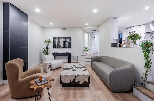 $4,350 | 2630 Pirineos Way, Unit 14, Carlsbad, CA 92009