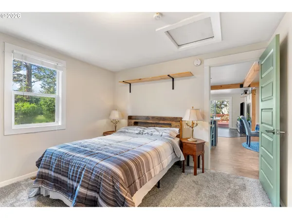 $470,000 | 410 East 15th Place, The Dalles, OR 97058