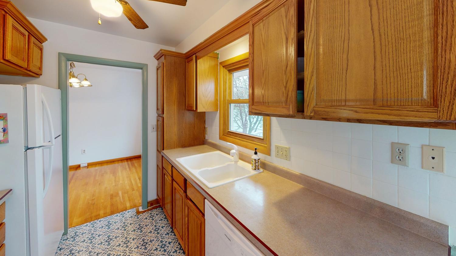 1865 22nd Street Northwest Rochester, MN 55901 - Photo 4 of 29 Gallery Image 4