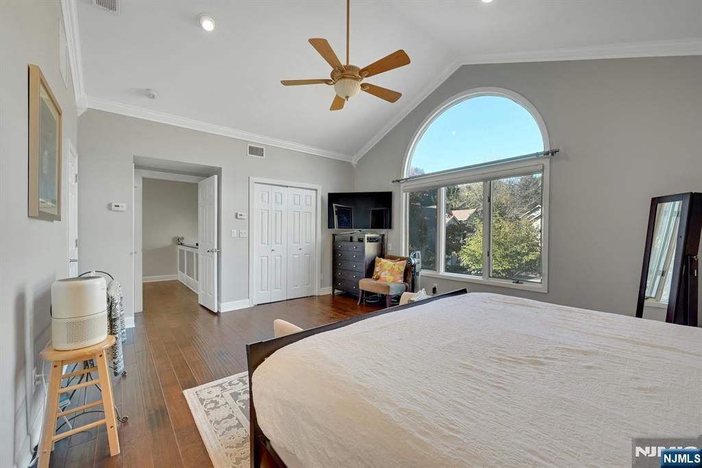 714 Holly Court, Unit 714 Norwood, NJ 07648 - Photo 22 of 44