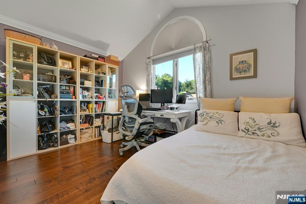 714 Holly Court, Unit 714 Norwood, NJ 07648 - Photo 29 of 44