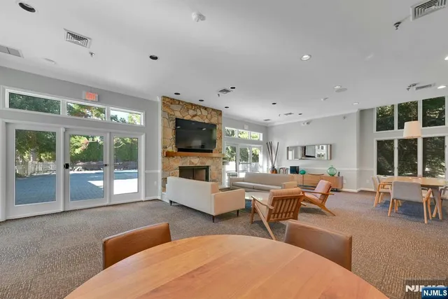 $8,000 | 714 Holly Court, Unit 714, Norwood, NJ 07648