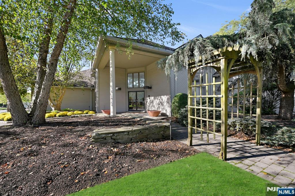 714 Holly Court, Unit 714 Norwood, NJ 07648 - Photo 44 of 44