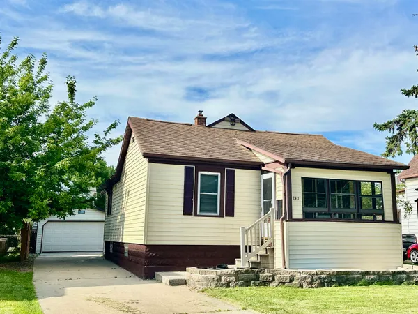 $114,900 | 240 Rose Avenue, Fond du Lac, WI 54935
