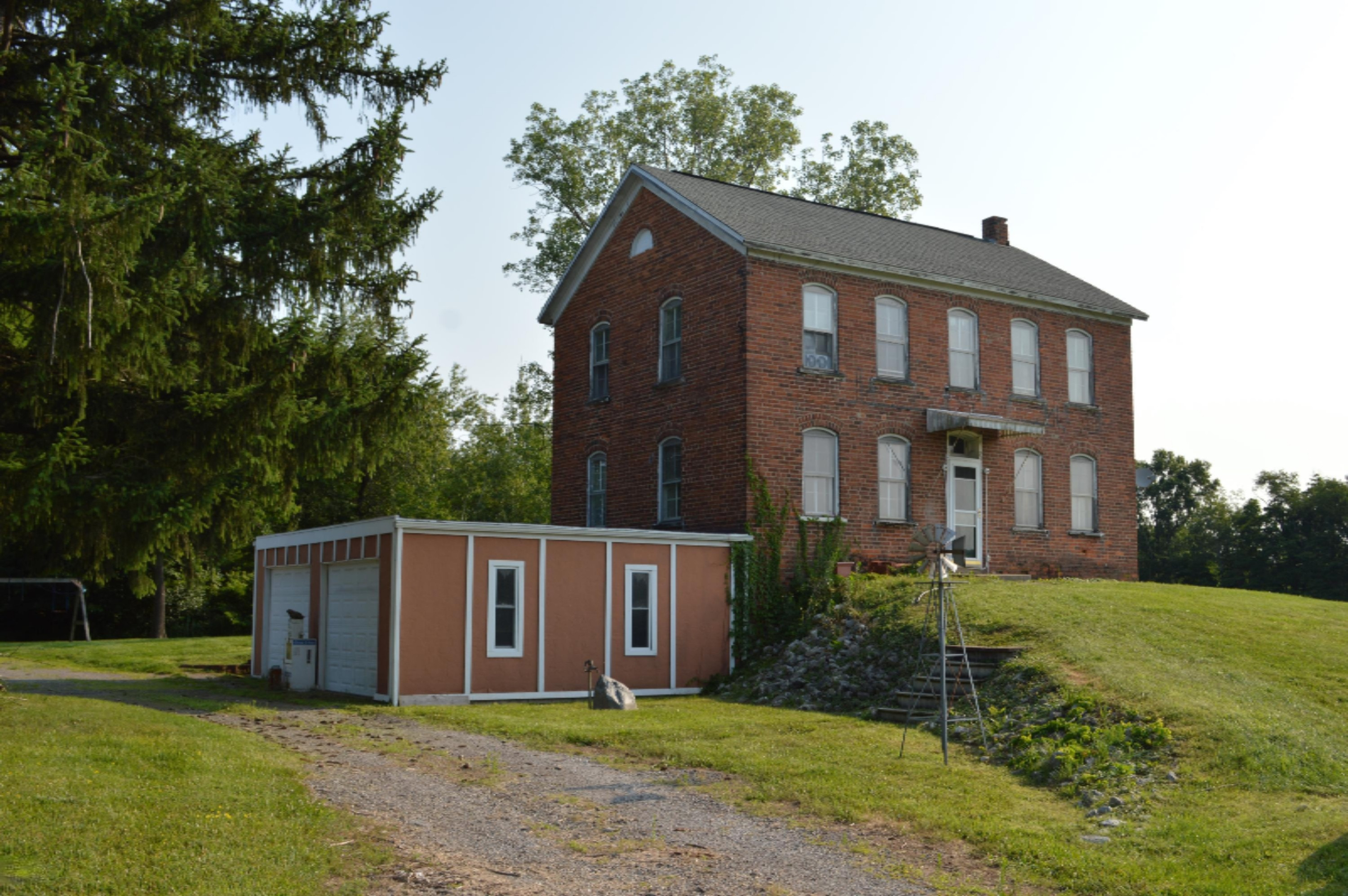 10663 Wilson Road New Buffalo, MI 49117 - Photo 1 of 14 DSC_0328