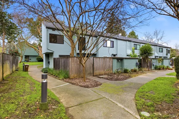 $575,000 | 3552 Shelter Creek Drive, Napa, CA 94558