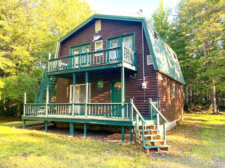 Main Cabin 1