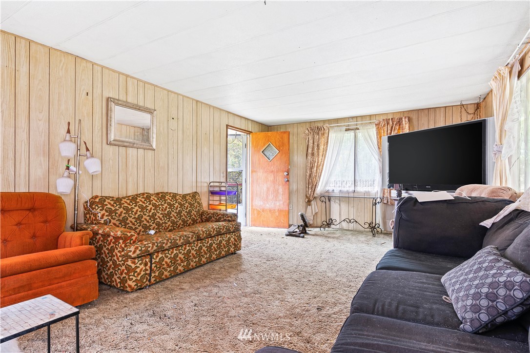 12901 Koeppen Road Southeast Rainier, WA 98576 - Photo 19 of 40 Gallery Image 19